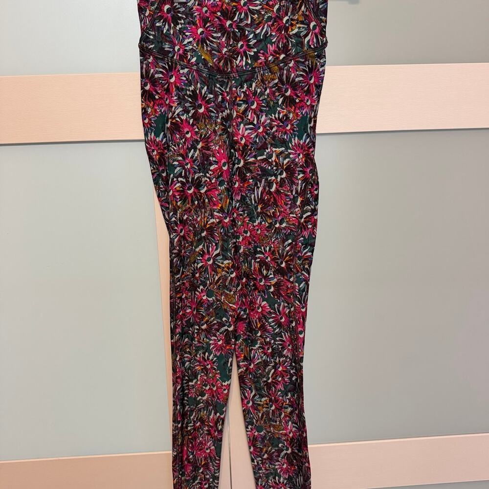 Lululemon Base Pace High-Rise leggings Floral Electric Multi Size 2